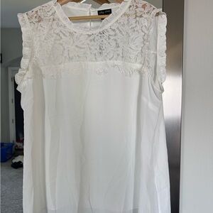 Chic White Lace Women's Top